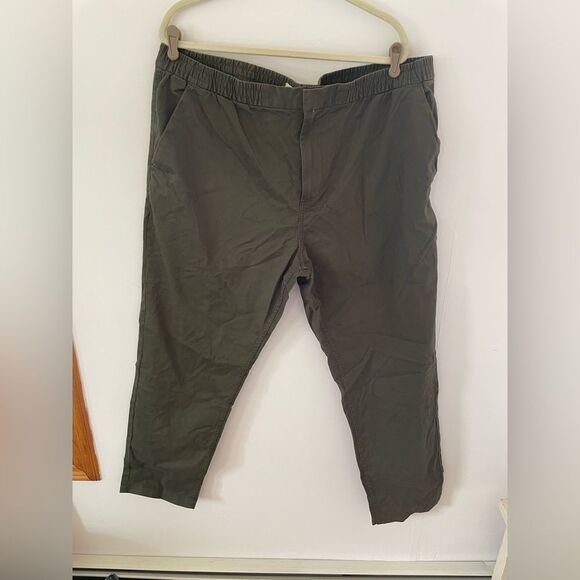 Amazon Men's Dark olive  Chinos - Picture 1 of 8